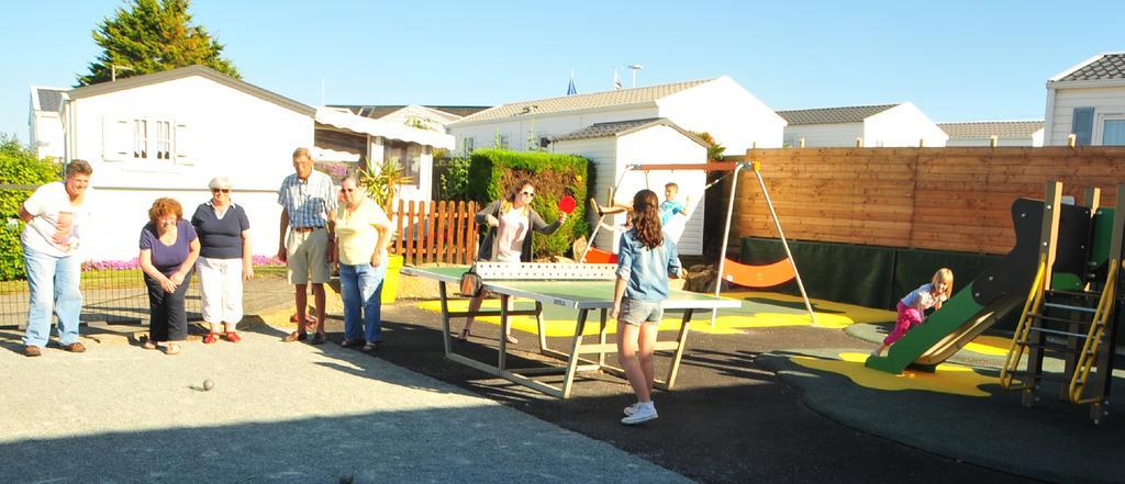Camping Duguesclin Saint-Coulomb Εξωτερικό φωτογραφία